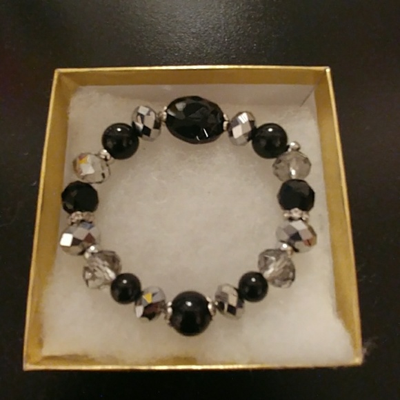 Midnight Crystal Metallic Bracelet - Picture 6 of 8